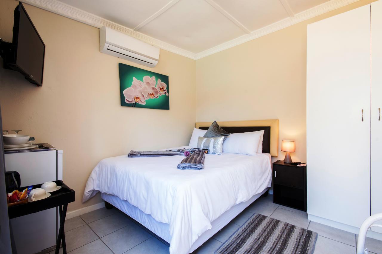 Walmer Villiers Self Catering Port Elizabeth Ngoại thất bức ảnh